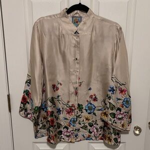 Johnny Was 100% silk jacket/shirt size M